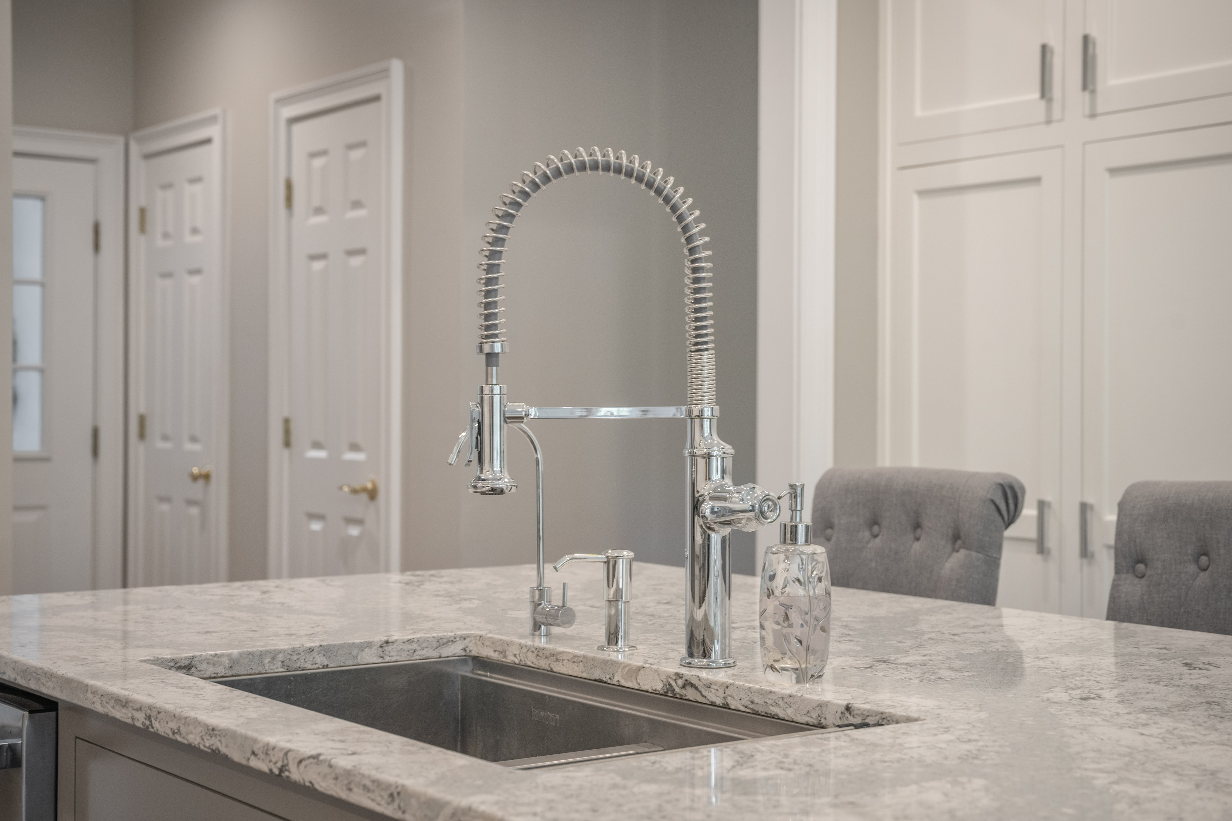 1011 Penfield Way image 27